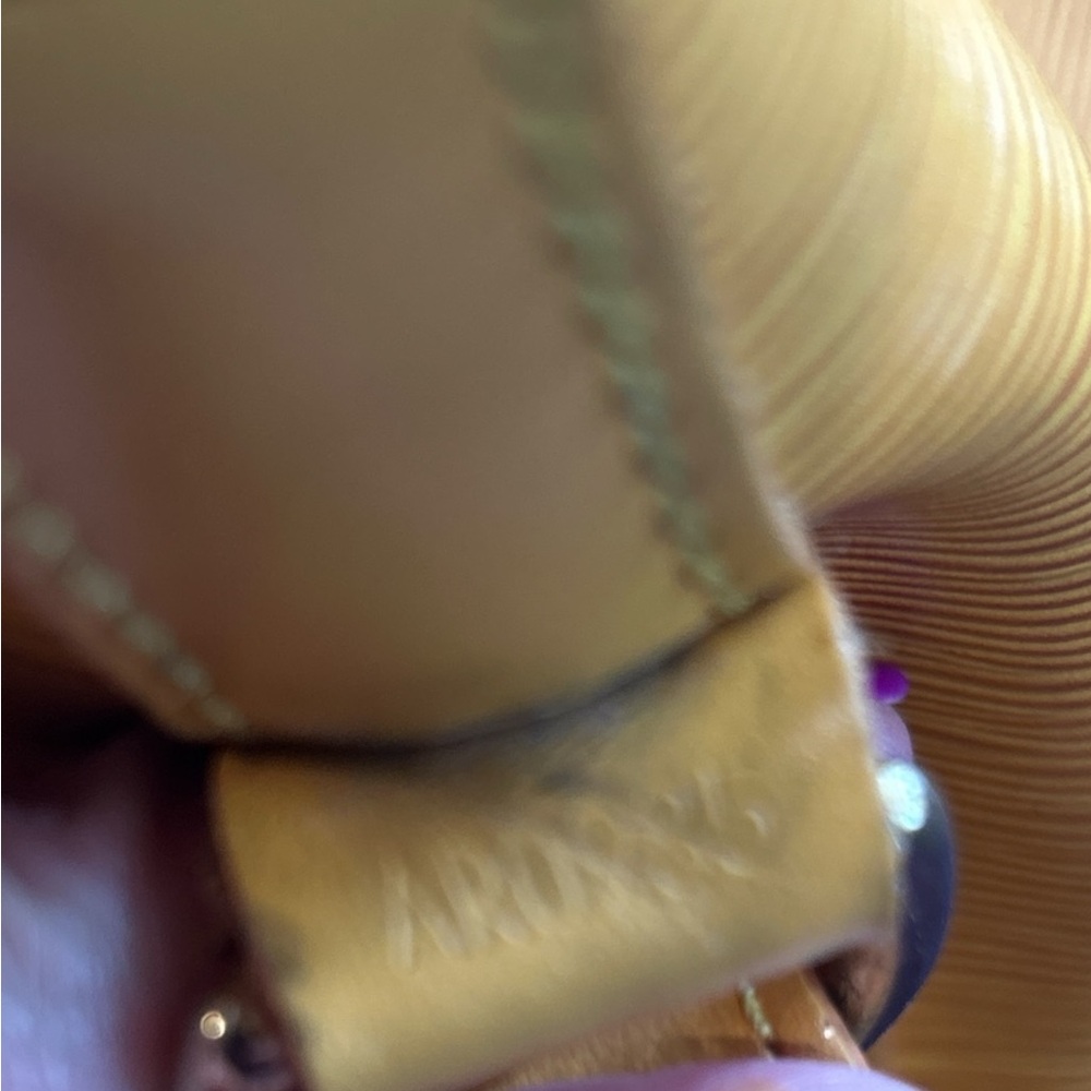 Louis Vuitton Epi Yellow‎ Shoulder Bag - Picture 9 of 13